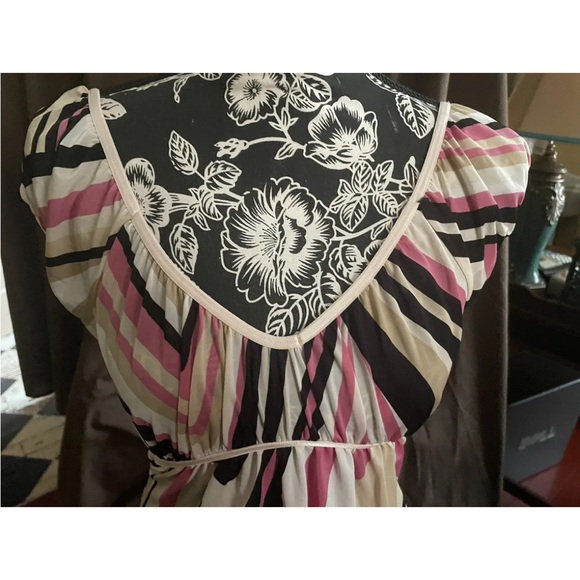 Beware! Size Medium Women’s Peasant Blouse - Picture 2 of 6